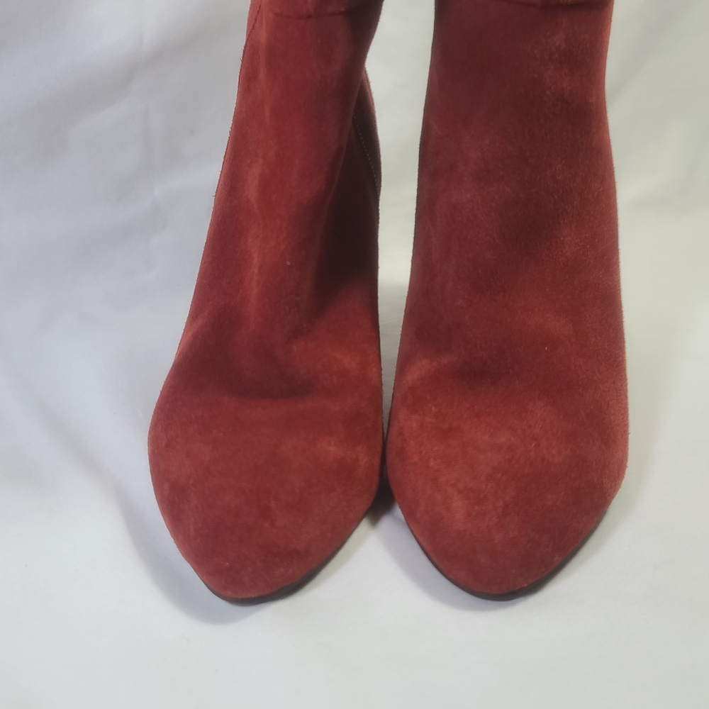 Andre Women’s Red Leather Suede Block Heel Boots Size 7.5 (38 Euro) - Picture 3 of 15